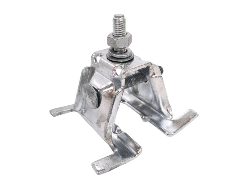 ソーラーパネル取付金具