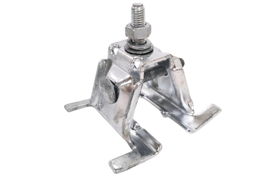 ソーラーパネル取付金具